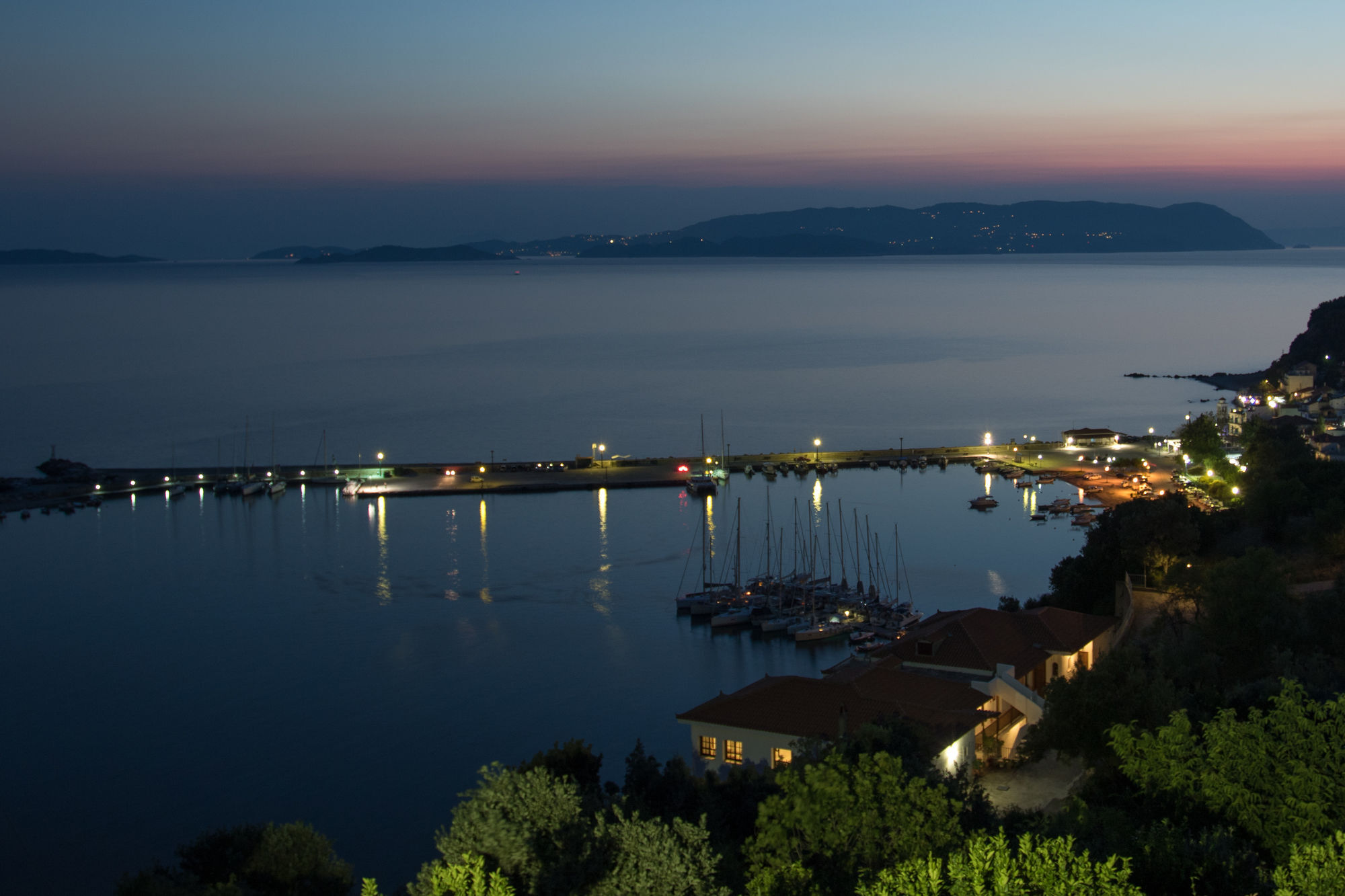 الشقق الفندقية Loutraki في  Aegean Wave - Faros المظهر الخارجي الصورة