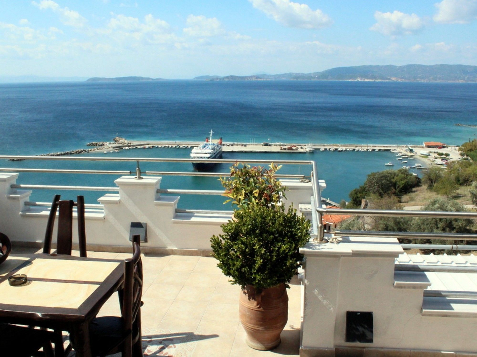 الشقق الفندقية Loutraki في  Aegean Wave - Faros المظهر الخارجي الصورة